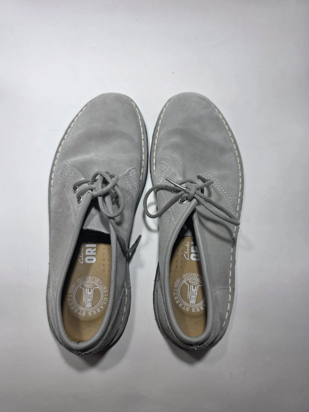 Clarks Originals Men’s 7M Gray Suede Lace Up Casual Wallabee Shoes